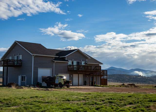 Property at 4500 Deal Ln, Helena, MT 59602, 3 beds, 2.5 baths