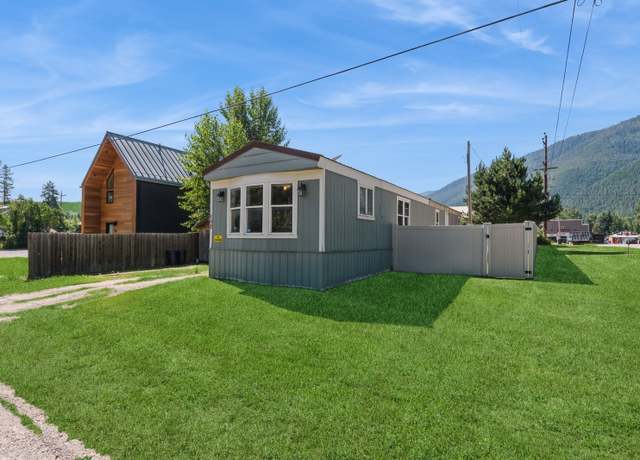 Property at 102 1st Ave NE, Hungry Horse, MT 59919, 2 beds, 1.5 baths