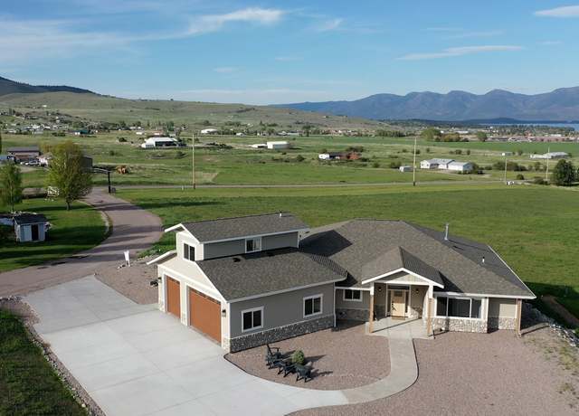 Property at 34066 Dini Ln, Polson, MT 59860, 3 beds, 2.5 baths