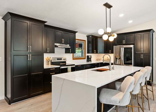 Property at 212 Sunrise Ln, Lakeside, MT 59922, 3 beds, 3 baths