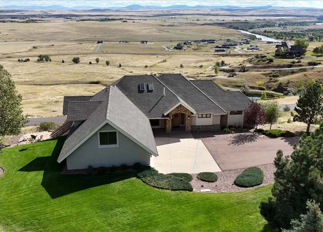 Property at 105 Spring Tree Rd, Great Falls, MT 59404, 4 beds, 3.5 baths