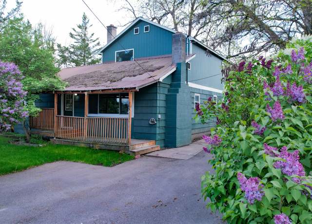 Property at 602 16th Ave E, Polson, MT 59860, 3 beds, 2 baths