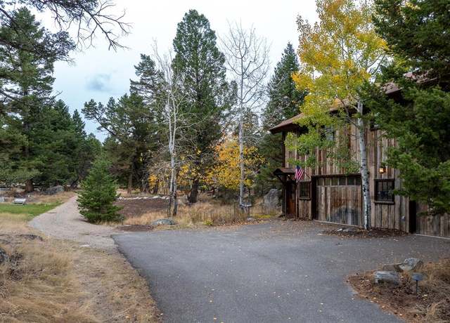Property at 910 Pauly Dr, Deer Lodge, MT 59722, 2 beds, 1 bath