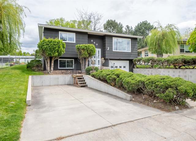 Property at 640 W Crestline Dr, Missoula, MT 59803, 2 beds, 2 baths