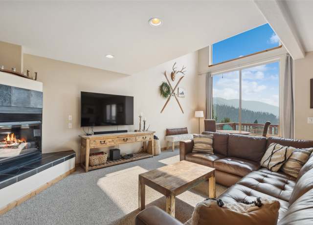 Property at 322 Wood Run Dr, Whitefish, MT 59937, 4 beds, 3.5 baths
