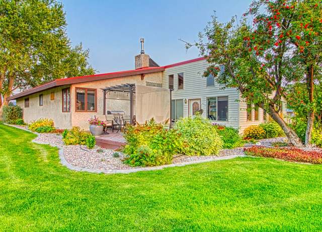Property at 1235 Arrow Horse Ln, Corvallis, MT 59828, 3 beds, 2 baths