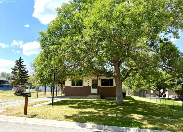 Property at 1600 Linden St, Helena, MT 59601, 3 beds, 2 baths