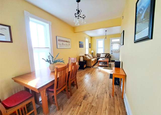 Property at 1026 11th Ave, Helena, MT 59601, 2 beds, 1 bath