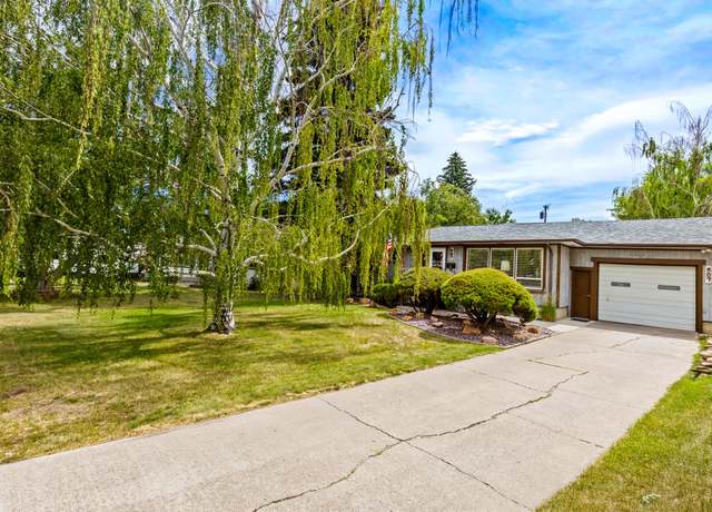 Property at 607 Carol Dr, Great Falls, MT 59405, 4 beds, 2 baths