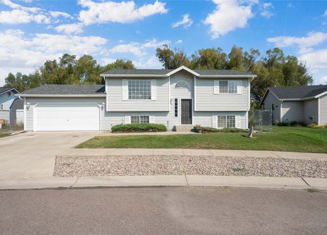 Property at 163 Greenbriar Dr, Kalispell, MT 59901, 4 beds, 1 bath