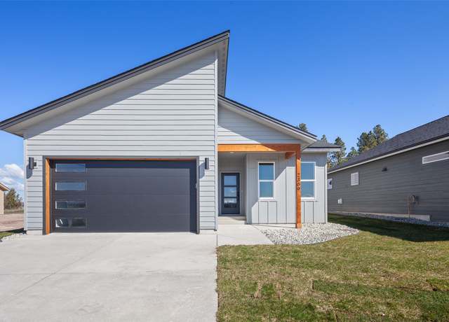 Property at 2309 Jefferson Blvd, Kalispell, MT 59901, 3 beds, 2 baths