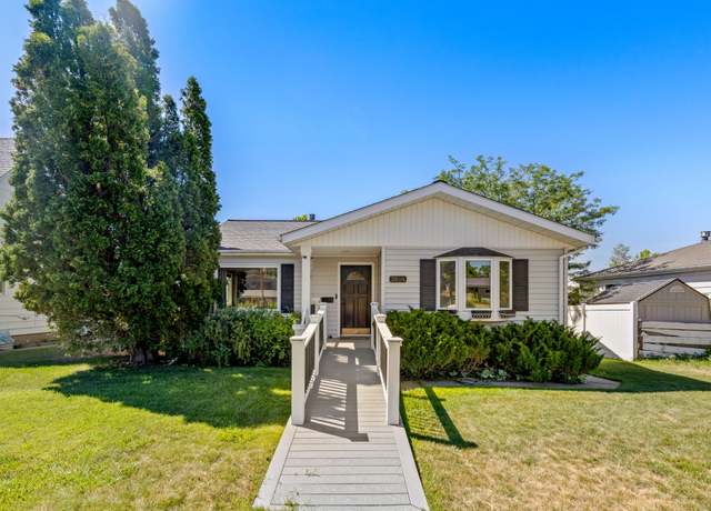 Property at 2604 5th Ave S, Great Falls, MT 59405, 4 beds, 3 baths