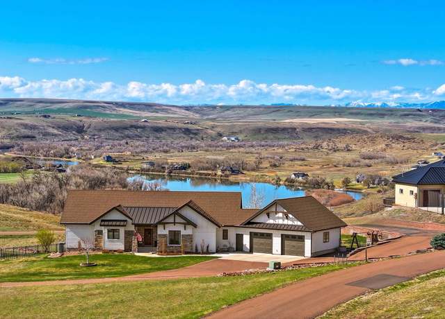 Property at 10 Bend View Ln, Great Falls, MT 59404, 5 beds, 3 baths
