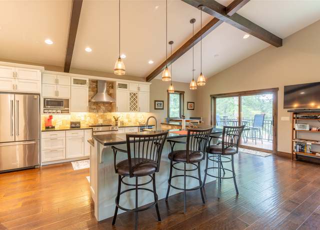 Property at 161 Hastings Trl, Columbia Falls, MT 59912, 3 beds, 2.5 baths