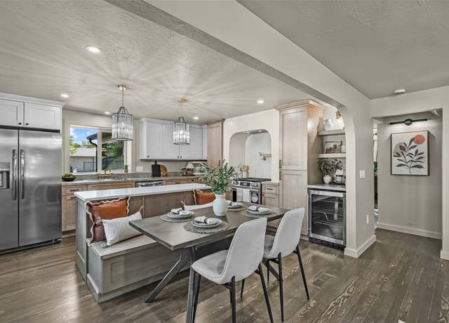 Property at 1604 11th Ave S, Great Falls, MT 59405, 5 beds, 3 baths
