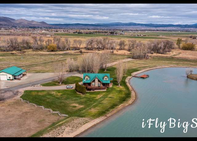Property at 4055 Short Line Ln, Helena, MT 59602, 4 beds, 3 baths