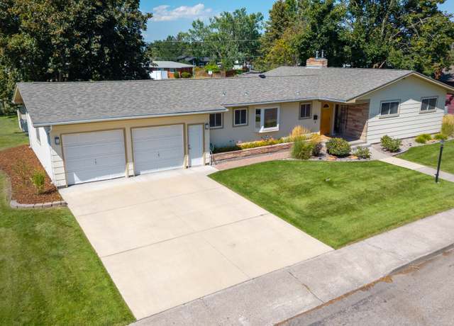 Property at 3711 Bellecrest Dr, Missoula, MT 59801, 4 beds, 3 baths