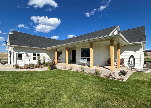 Property at 5632 Fairview Ln, Florence, MT 59833, 3 beds, 2.5 baths