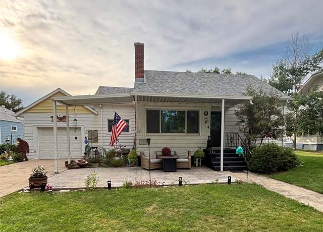 Property at 2008 Main St, Fort Benton, MT 59442, 3 beds, 2 baths
