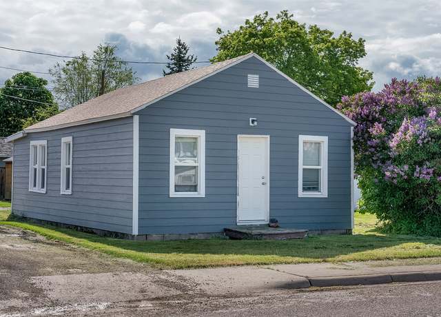 Property at 705 3rd St W, Polson, MT 59860, 2 beds, 1 bath