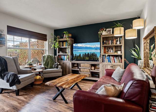 Property at 1909 Idaho St Unit D, Missoula, MT 59801, 3 beds, 2.5 baths
