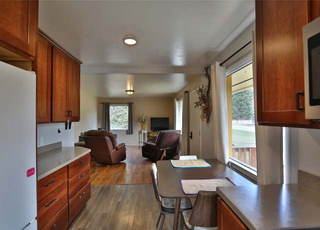 Property at 123 Elk St, Thompson Falls, MT 59873, 2 beds, 1 bath