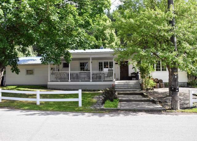 Property at 907 W Balsam St, Libby, MT 59923, 4 beds, 2.5 baths