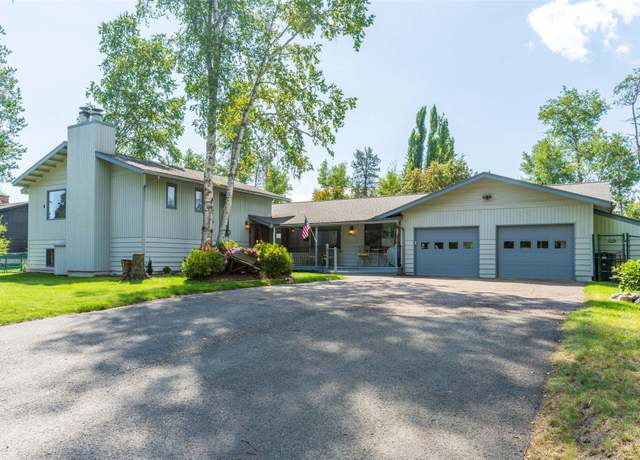 Property at 1037 7th St W, Whitefish, MT 59937, 5 beds, 3.5 baths