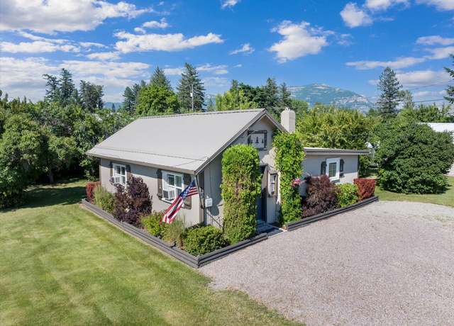 Property at 15 9th St E, Columbia Falls, MT 59912, 2 beds, 1 bath
