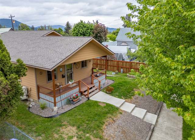 Property at 1118 Dakota Ave, Libby, MT 59923, 2 beds, 1.5 baths