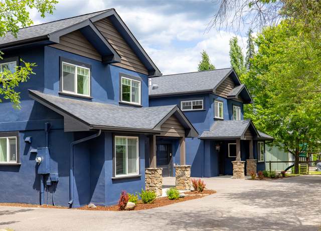 Property at 441/443 Karrow Ave, Whitefish, MT 59937, 6 beds, 5 baths