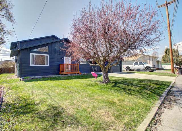 Property at 1238 6th St W, Kalispell, MT 59901, 4 beds, 2 baths