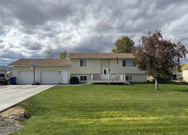 Property at 2720 Bandera Dr, East Helena, MT 59635, 4 beds, 2 baths