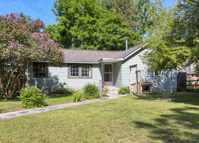 Property at 2207 Wylie Ave, Missoula, MT 59802, 2 beds, 1 bath