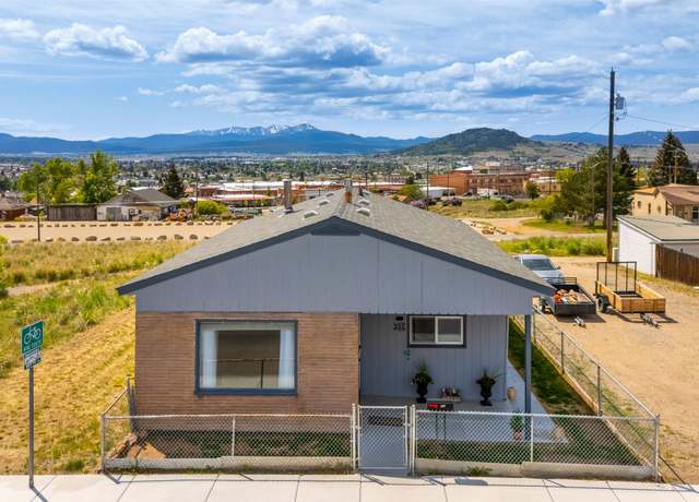 Property at 344 E Mercury St, Butte, MT 59701, 2 beds, 1 bath