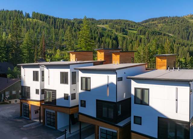 Property at 3857 Winter Ln, Whitefish, MT 59937, 4 beds, 3.5 baths