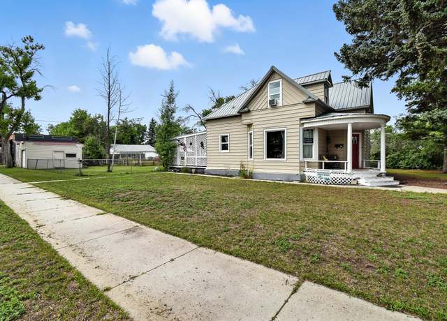 Property at 1726 6th Ave N, Great Falls, MT 59401, 4 beds, 2 baths