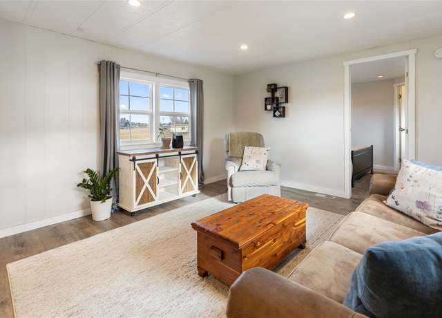 Property at 110 Stardust Trl, Columbia Falls, MT 59912, 3 beds, 1.5 baths