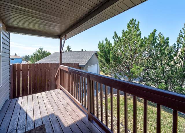 Property at 1004 Pintail Ct, Helena, MT 59602, 4 beds, 3 baths