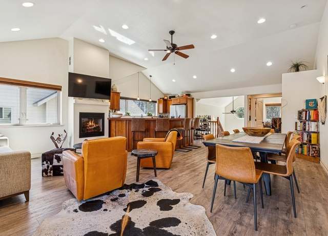 Property at 1038 Mountain Park Dr, Whitefish, MT 59937, 4 beds, 3 baths