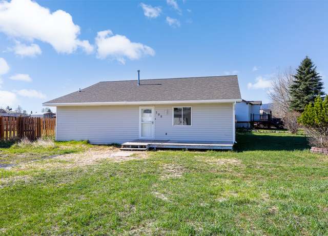 Property at 206 Garden Dr, Boulder, MT 59632, 4 beds, 2 baths