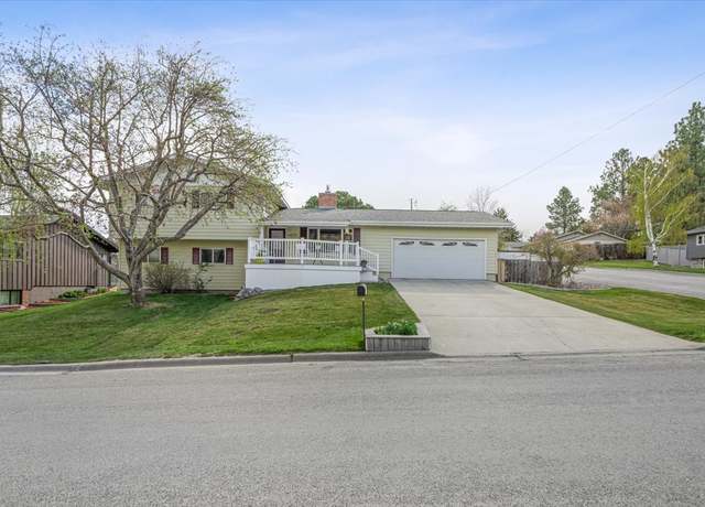 Property at 429 S Sanders St, Helena, MT 59601, 4 beds, 2 baths