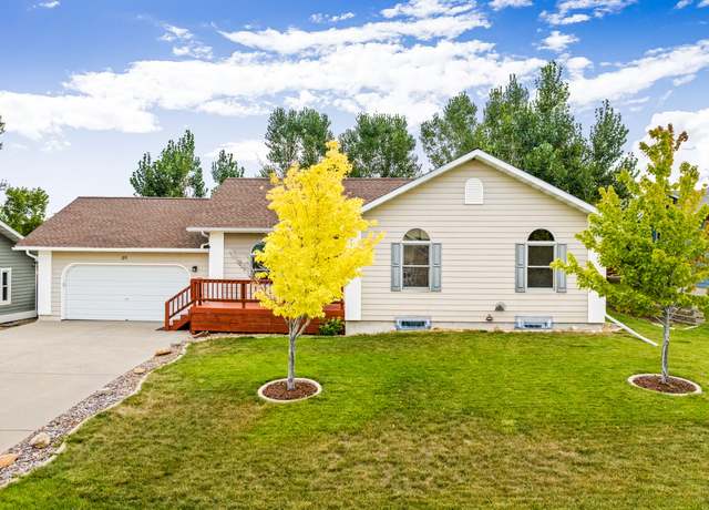 Property at 89 Treasure State Dr, Great Falls, MT 59404, 5 beds, 3 baths