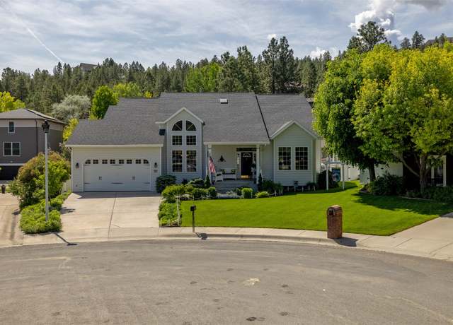 Property at 845 S California St, Helena, MT 59601, 4 beds, 2.5 baths