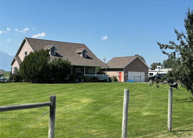 Property at 4735 Drake Ln, Stevensville, MT 59870, 3 beds, 3.5 baths