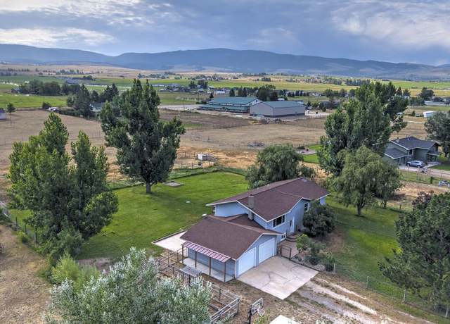 Property at 1046 Lark View Ln, Stevensville, MT 59870, 3 beds, 3 baths