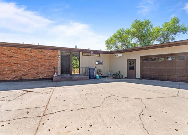 Property at 2807 Huckleberry Dr, Great Falls, MT 59404, 5 beds, 2 baths