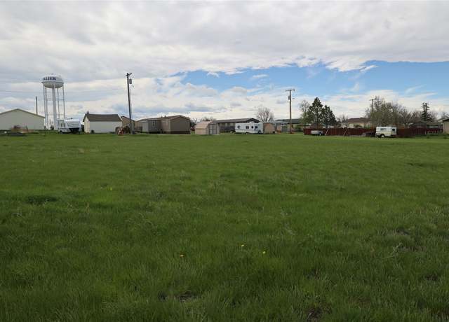 Property at 922 Marias Ave, Valier, MT 59486