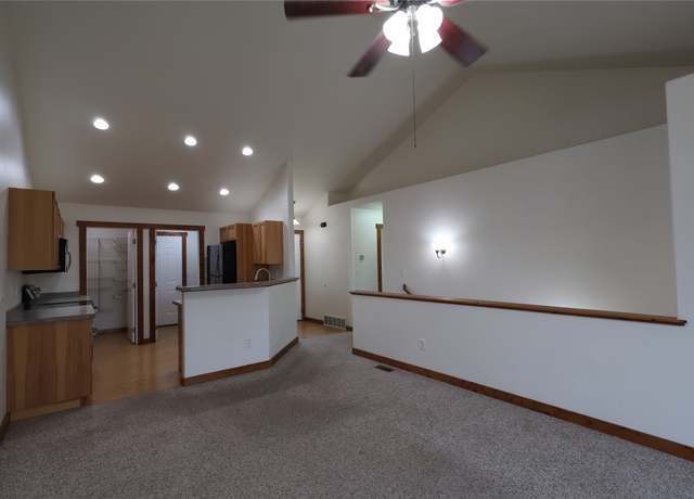 Property at 1515 11th St W, Columbia Falls, MT 59912, 4 beds, 3 baths