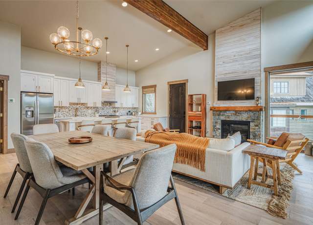 Property at 30 Ninebark Way, Eureka, MT 59917, 5 beds, 4 baths